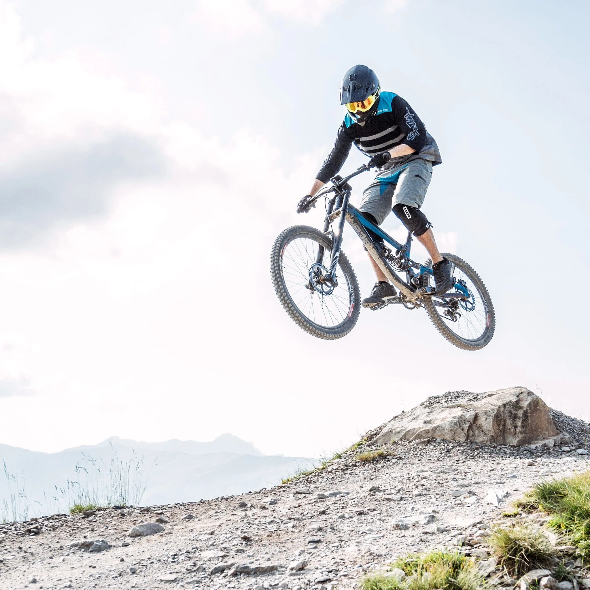 Thumb 5